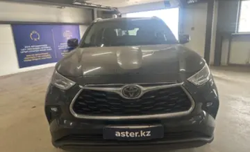 Toyota Highlander 2020 года за 27 000 000 тг. в Астана фото 2