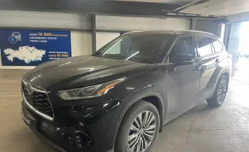 Toyota Highlander 2020 года за 27 000 000 тг. в Астана фото 1