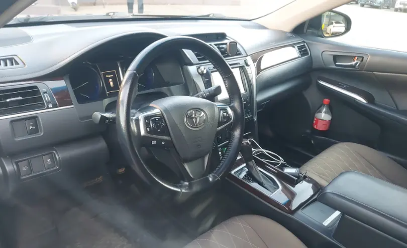 Toyota Camry 2016 года за 11 000 000 тг. в Алматы фото 5