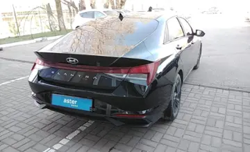 Hyundai Elantra 2021 года за 9 500 000 тг. в Актобе