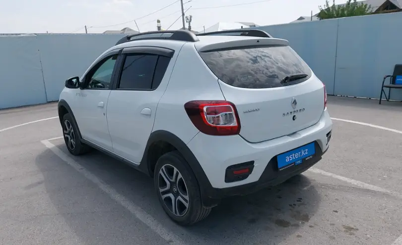 Renault Sandero 2019 года за 5 000 000 тг. в Шымкент фото 4