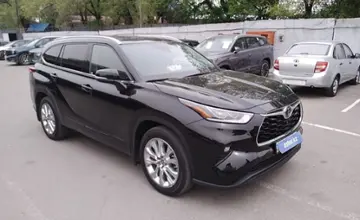 Toyota Highlander 2020 года за 24 000 000 тг. в Алматы фото 3
