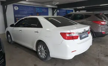 Toyota Camry 2014 года за 9 500 000 тг. в Астана фото 4