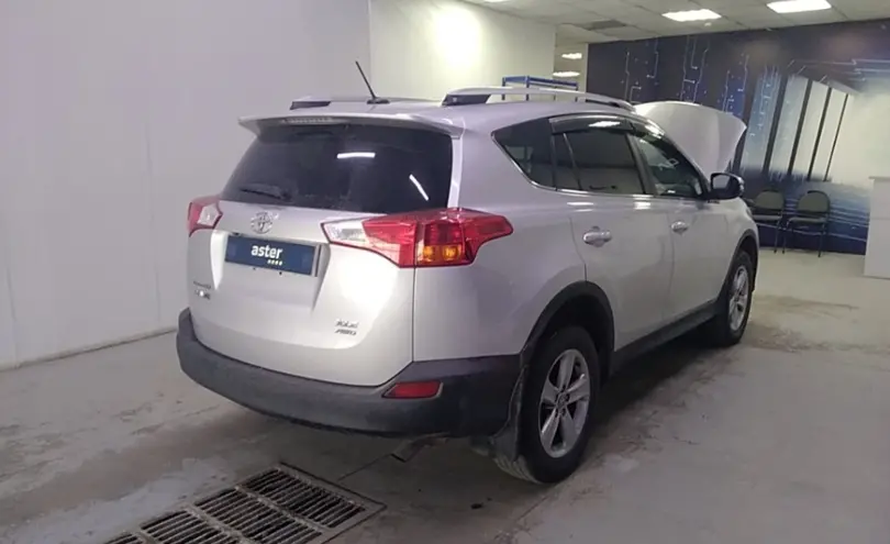 Toyota RAV4 2015 года за 9 000 000 тг. в Павлодар фото 5