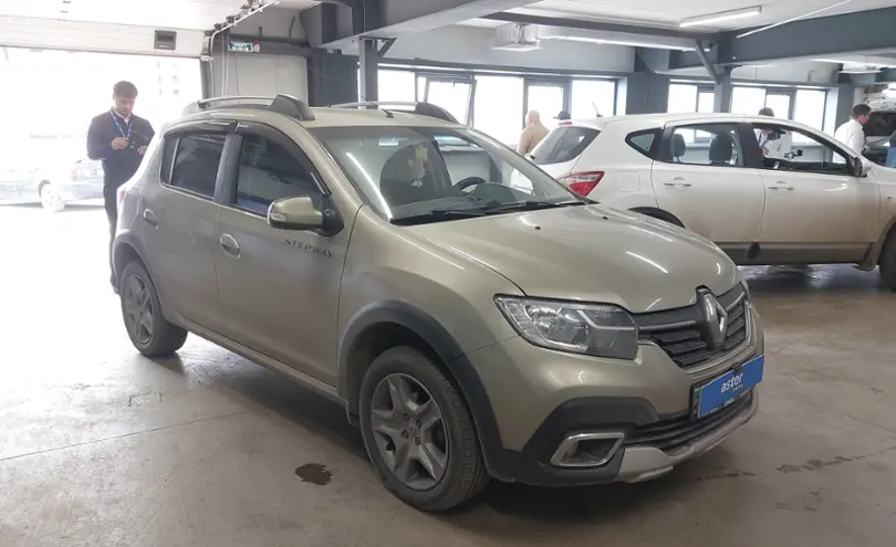 Renault Sandero 2021 года за 7 200 000 тг. в Астана фото 2