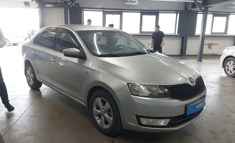 Skoda Rapid 2014 года за 5 000 000 тг. в Астана фото 2