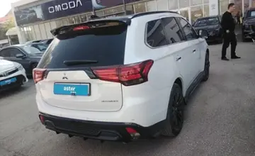 Mitsubishi Outlander 2022 года за 14 500 000 тг. в Актобе