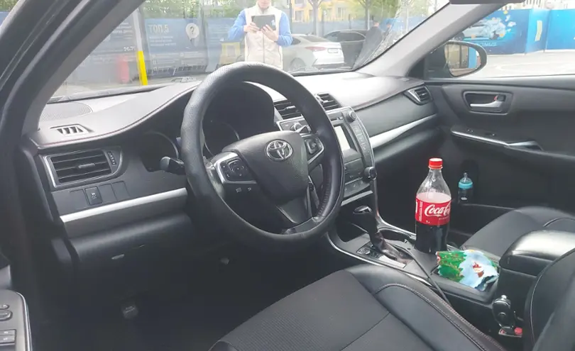 Toyota Camry 2017 года за 9 500 000 тг. в Алматы фото 5