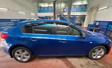Chevrolet Cruze 2012 года за 3 900 000 тг. в Астана фото 4