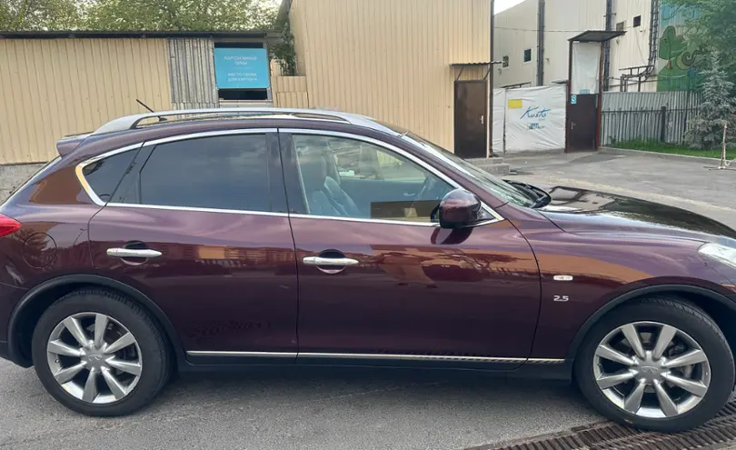 Infiniti QX50 2014 года за 10 500 000 тг. в Алматы фото 2
