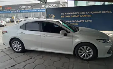 Toyota Camry 2019 года за 13 000 000 тг. в Талдыкорган фото 4