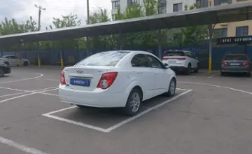 Chevrolet Aveo 2014 года за 4 000 000 тг. в Алматы фото 3