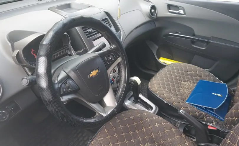 Chevrolet Aveo 2014 года за 4 000 000 тг. в Алматы фото 5