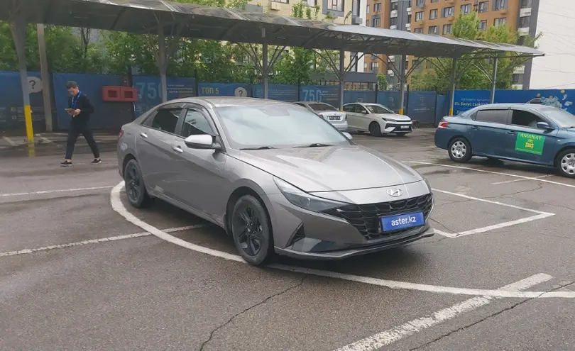 Hyundai Elantra 2023 года за 10 200 000 тг. в Алматы фото 2
