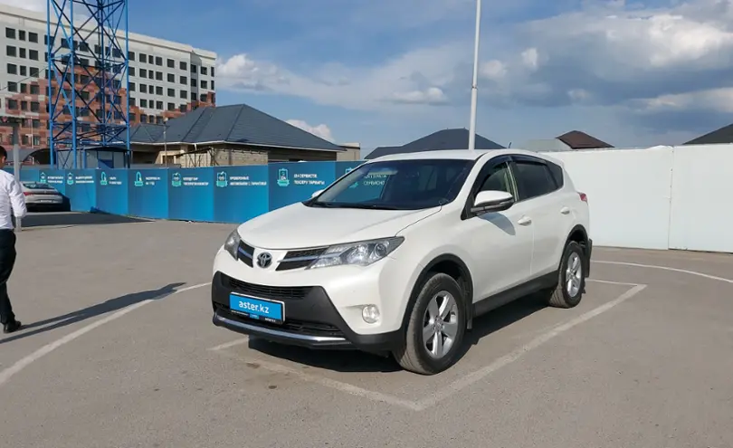 Toyota RAV4 2013 года за 11 300 000 тг. в Шымкент