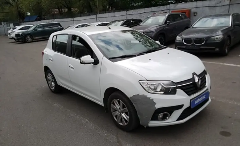 Renault Sandero 2020 года за 6 500 000 тг. в Алматы фото 3