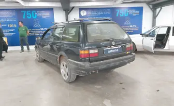 Volkswagen Passat 1994 года за 1 700 000 тг. в Астана фото 4