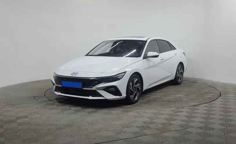 Hyundai Elantra 2023 года за 9 400 000 тг. в Алматы
