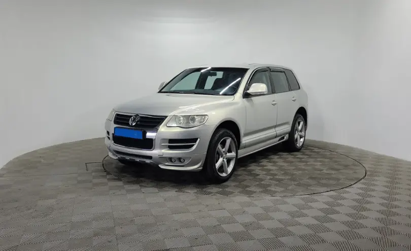 Volkswagen Touareg 2008 года за 7 000 000 тг. в Алматы