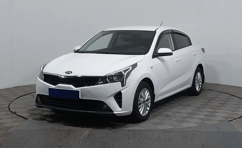 Kia Rio 2021 года за 7 990 000 тг. в Астана