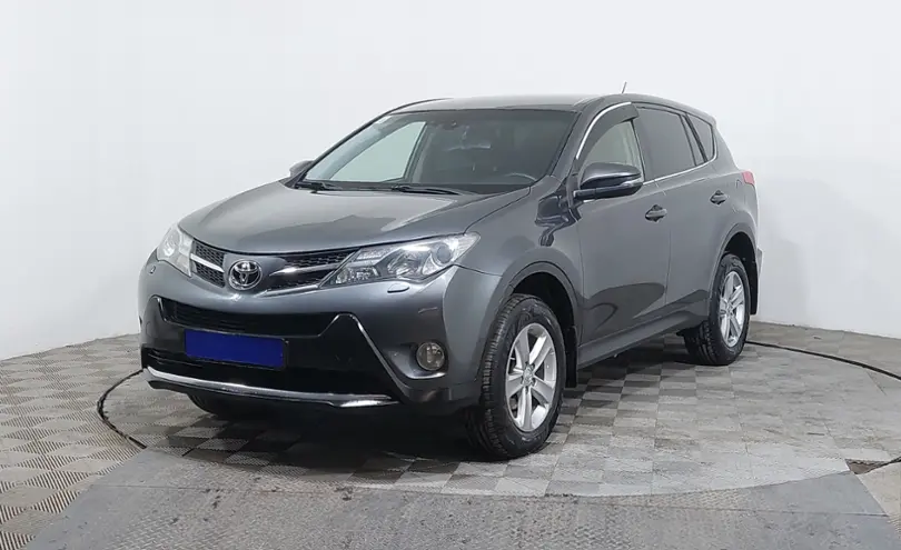 Toyota RAV4 2013 года за 9 390 000 тг. в Астана