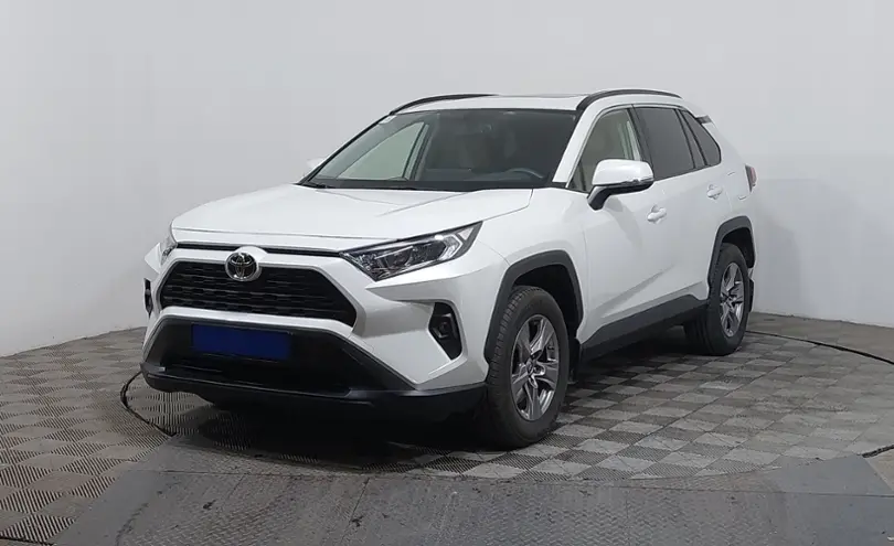 Toyota RAV4 2022 года за 17 900 000 тг. в Астана