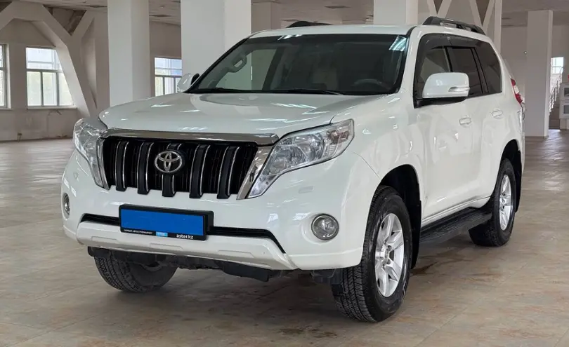 Toyota Land Cruiser Prado 2015 года за 16 590 000 тг. в Актобе