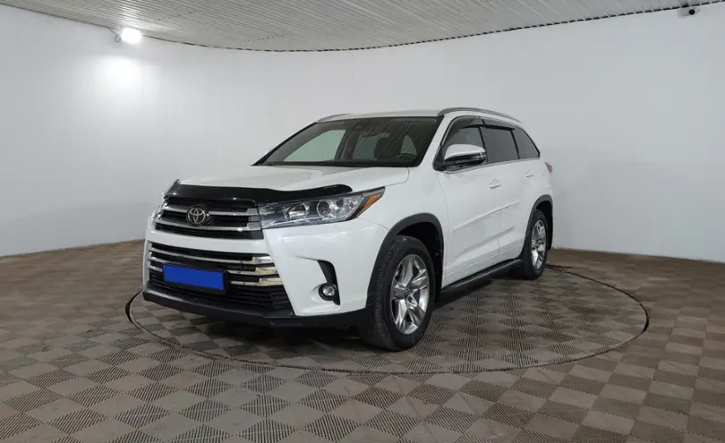 Toyota Highlander 2017 года за 18 900 000 тг. в Шымкент