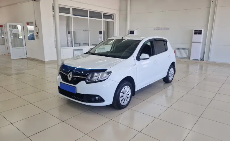 Renault Sandero 2015 года за 2 990 000 тг. в Талдыкорган