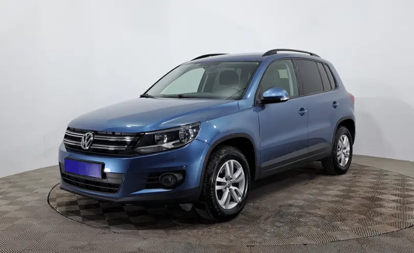 Volkswagen Tiguan 2015 года за 6 990 000 тг. в Астана