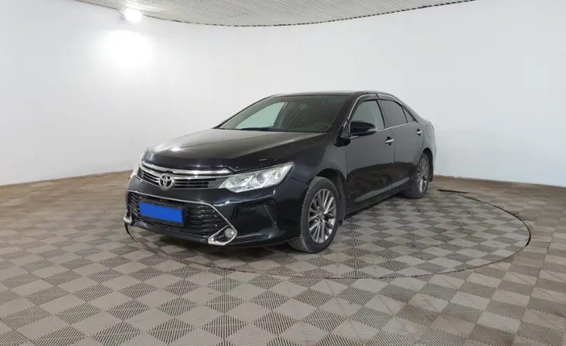 Toyota Camry 2015 года за 9 550 000 тг. в Шымкент