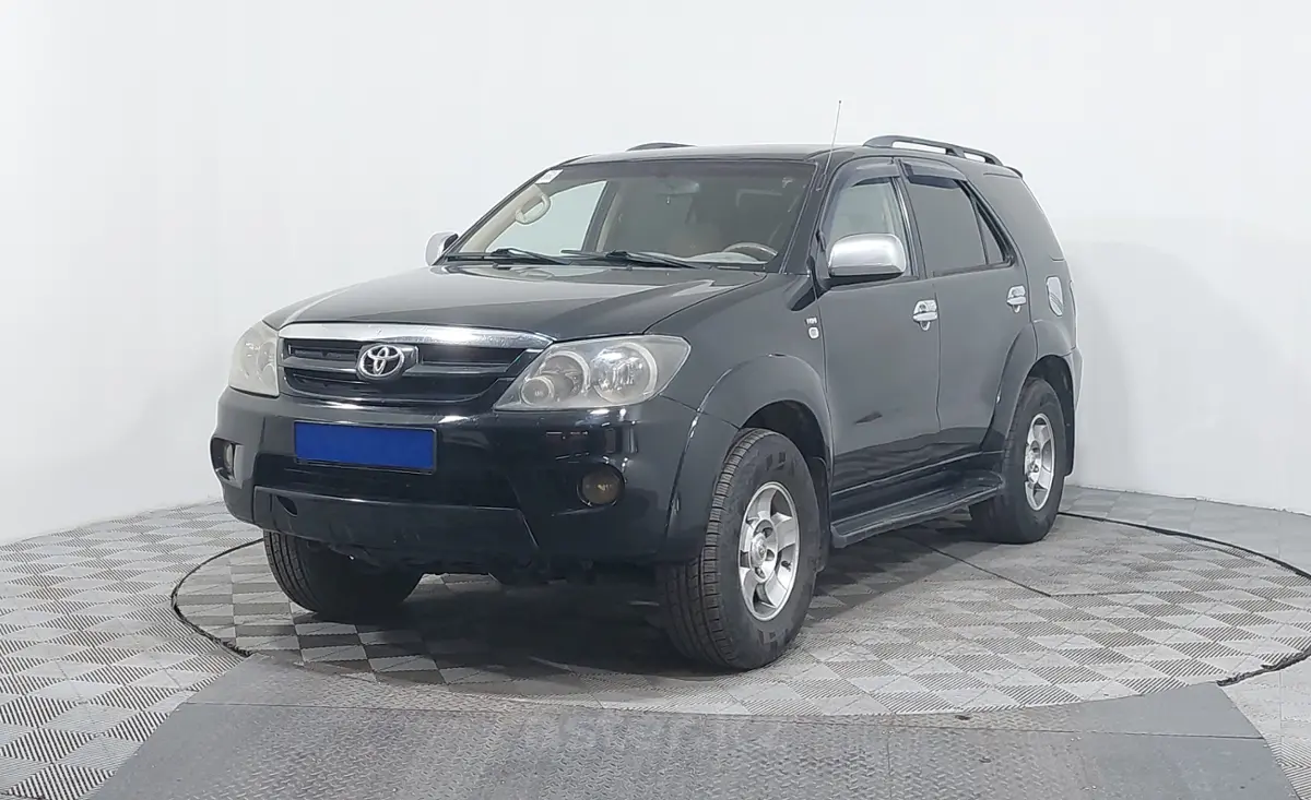 2006 Toyota Fortuner