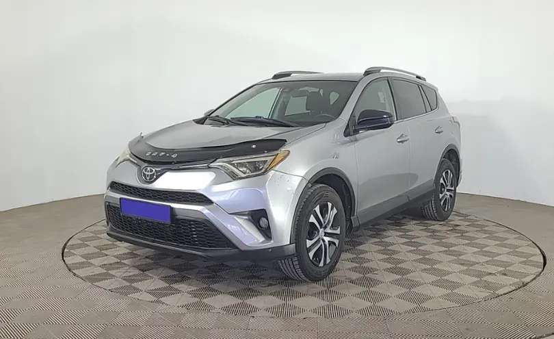 Toyota RAV4 2018 года за 9 250 000 тг. в Караганда