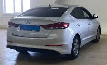 Hyundai Elantra 2017 года за 6 350 000 тг. в Актобе