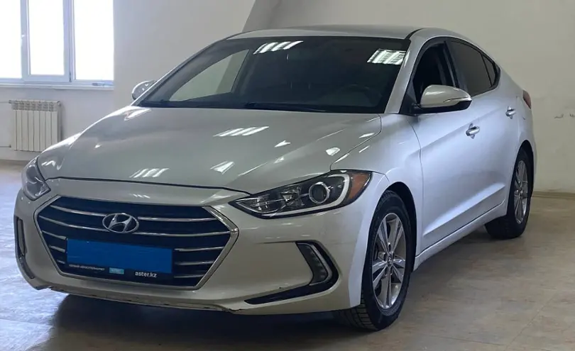 Hyundai Elantra 2017 года за 6 990 000 тг. в Актобе
