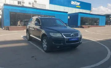 Volkswagen Touareg 2007 года за 6 500 000 тг. в Алматы фото 2
