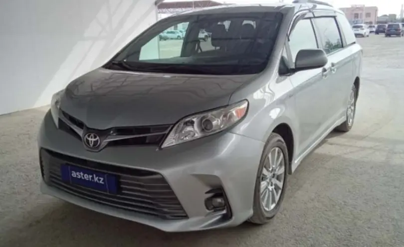 Toyota Sienna 2019 года за 19 000 000 тг. в Кызылорда