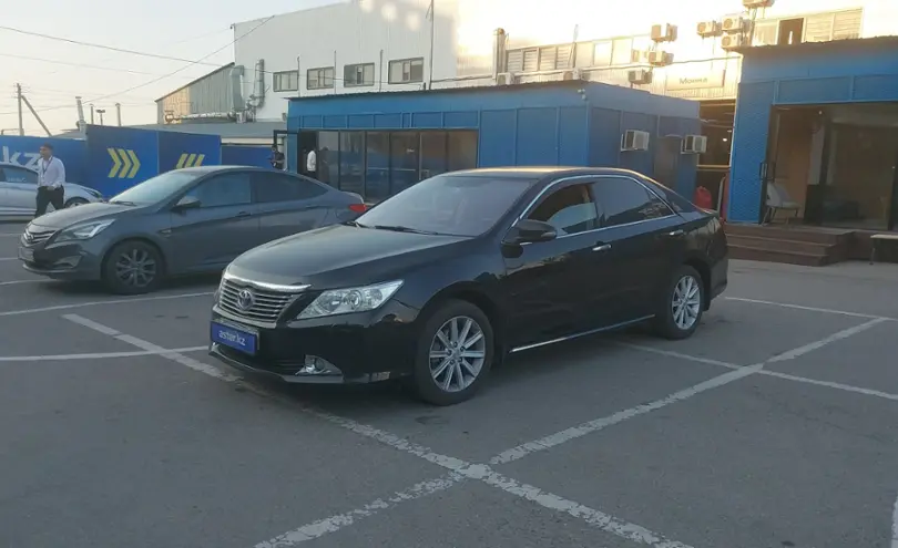 Toyota Camry 2012 года за 10 300 000 тг. в Алматы