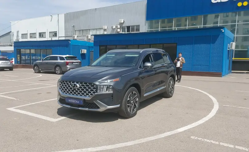 Hyundai Santa Fe 2021 года за 14 500 000 тг. в Алматы