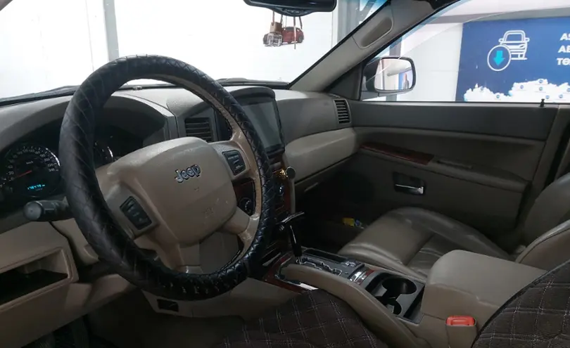 Jeep Grand Cherokee 2005 года за 7 500 000 тг. в Астана фото 5