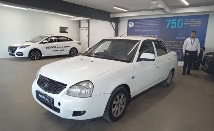 LADA (ВАЗ) Priora 2013 года за 2 000 000 тг. в Астана