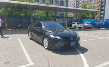 Toyota Camry 2019 года за 13 000 000 тг. в Алматы фото 2
