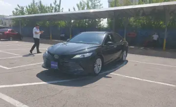 Toyota Camry 2019 года за 13 000 000 тг. в Алматы фото 1