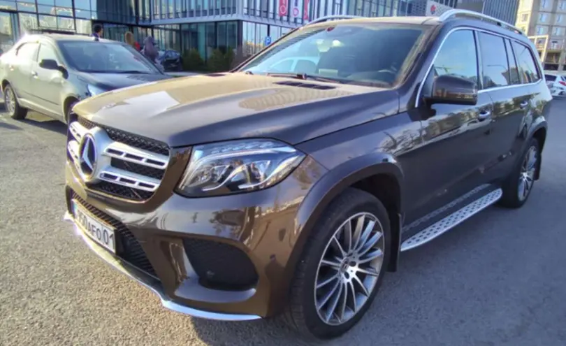 Mercedes-Benz GLS 2017 года за 27 500 000 тг. в Астана