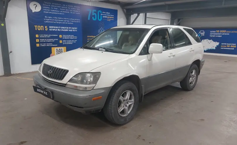 Lexus RX 2000 года за 4 500 000 тг. в Астана