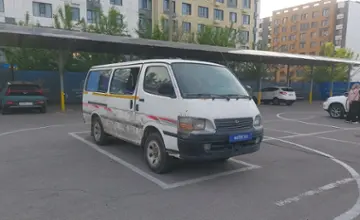 Toyota HiAce 2001 года за 2 500 000 тг. в Алматы фото 2