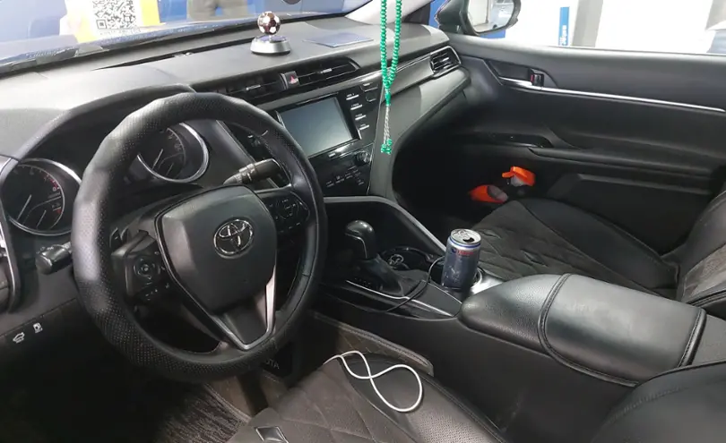 Toyota Camry 2019 года за 12 000 000 тг. в Астана фото 5