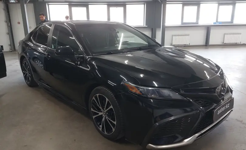 Toyota Camry 2019 года за 12 000 000 тг. в Астана фото 2