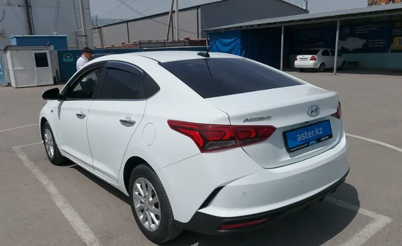 Hyundai Accent 2020 года за 8 100 000 тг. в Шымкент фото 4