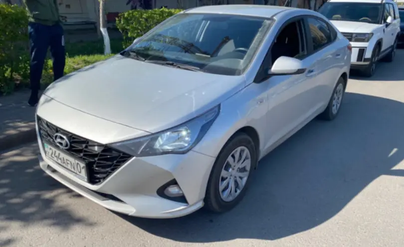 Hyundai Accent 2021 года за 7 500 000 тг. в Астана